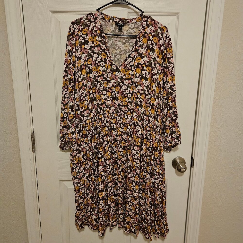 Torrid 2 Peasant Dress Ditsy Floral 3/4 Balloon Sleeve Neck Tie Rayon Pockets